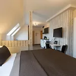 호텔 Hotel-restaurant Thueringer Hof 3*