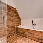 Отель Hotel-restaurant Thuringer Hof Бад-Франкенхаузен-Кифхойзер
