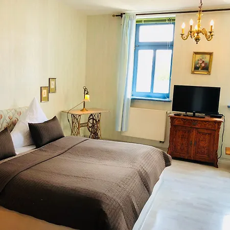 Hotel Hotel-restaurant Thuringer Hof 3*