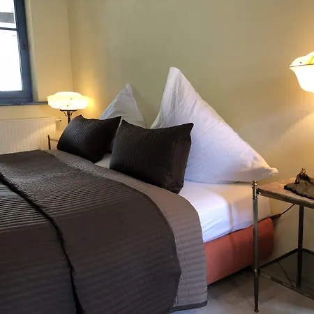 Hotel-restaurant Thuringer Hof 3*